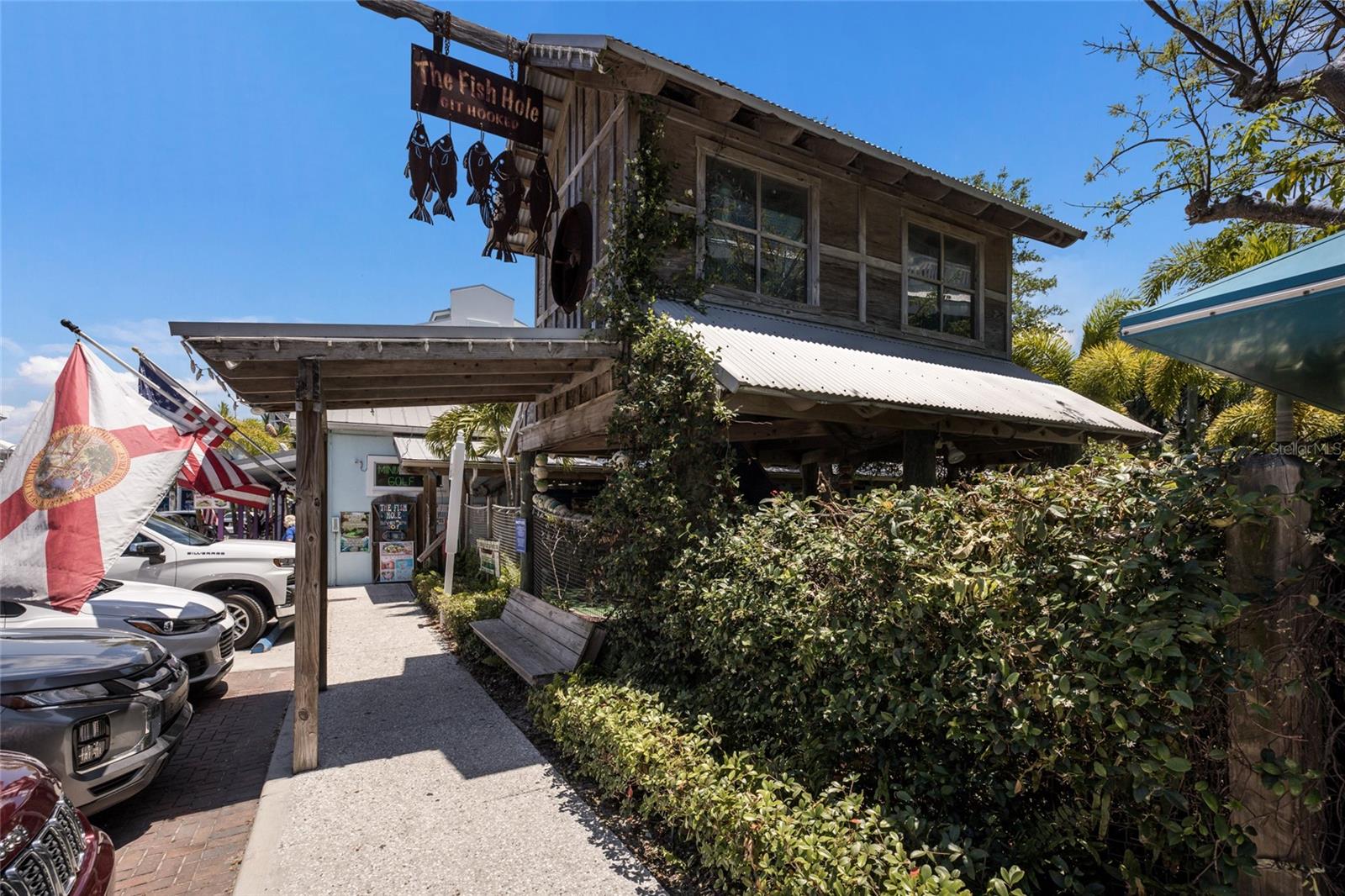 205 HIGHLAND AVE #2, BRADENTON BEACH, FL, 34217