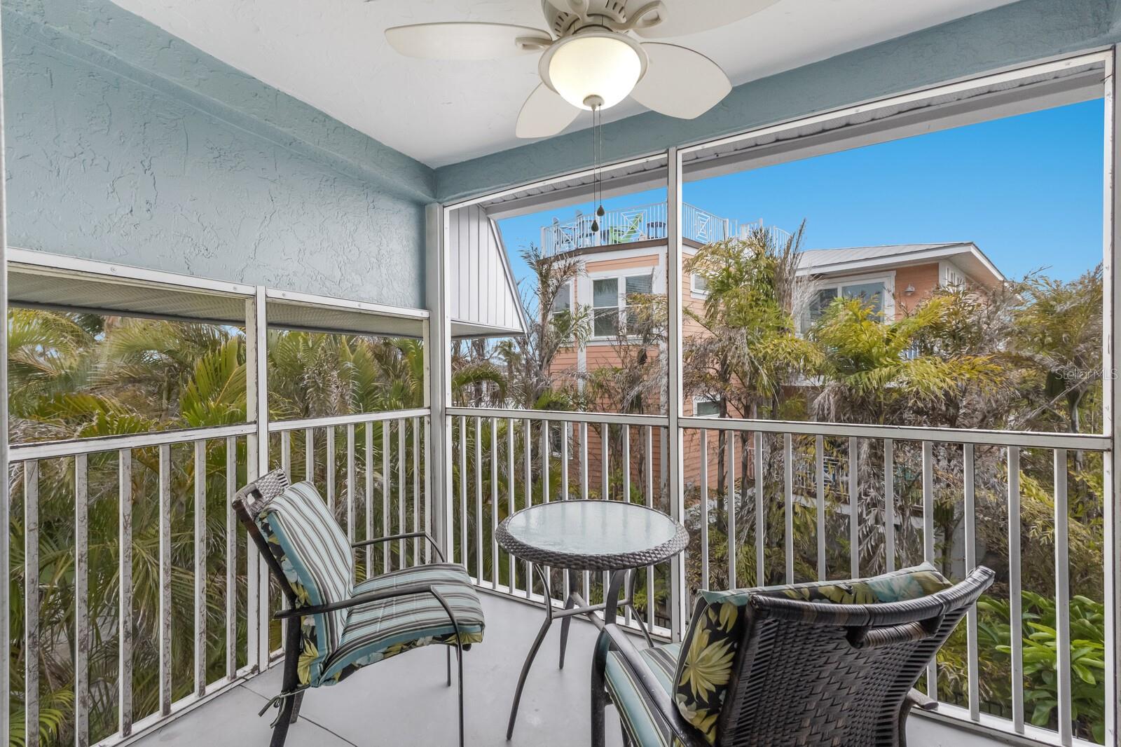 205 HIGHLAND AVE #2, BRADENTON BEACH, FL, 34217
