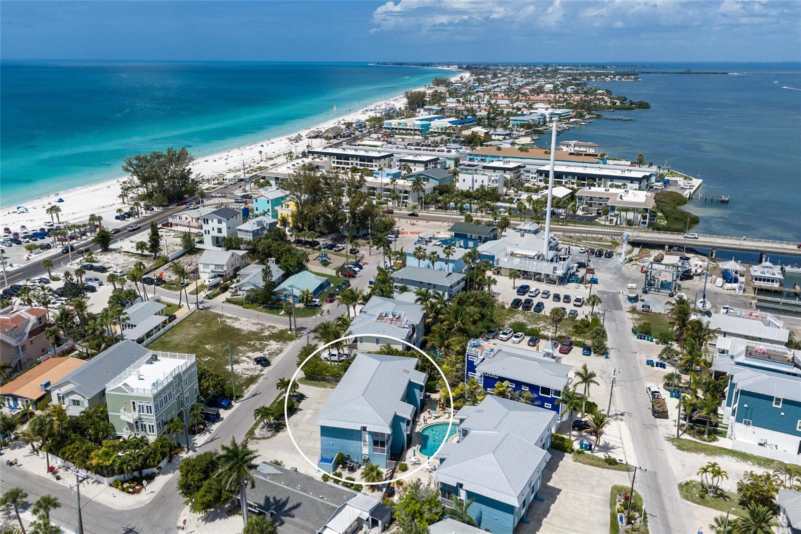205 HIGHLAND AVE #2, BRADENTON BEACH, FL, 34217
