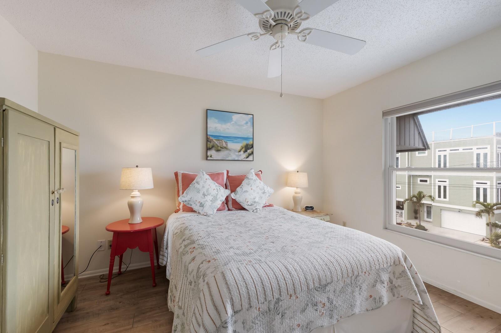 205 HIGHLAND AVE #2, BRADENTON BEACH, FL, 34217