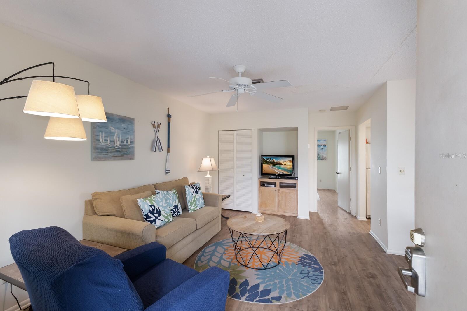 205 HIGHLAND AVE #2, BRADENTON BEACH, FL, 34217