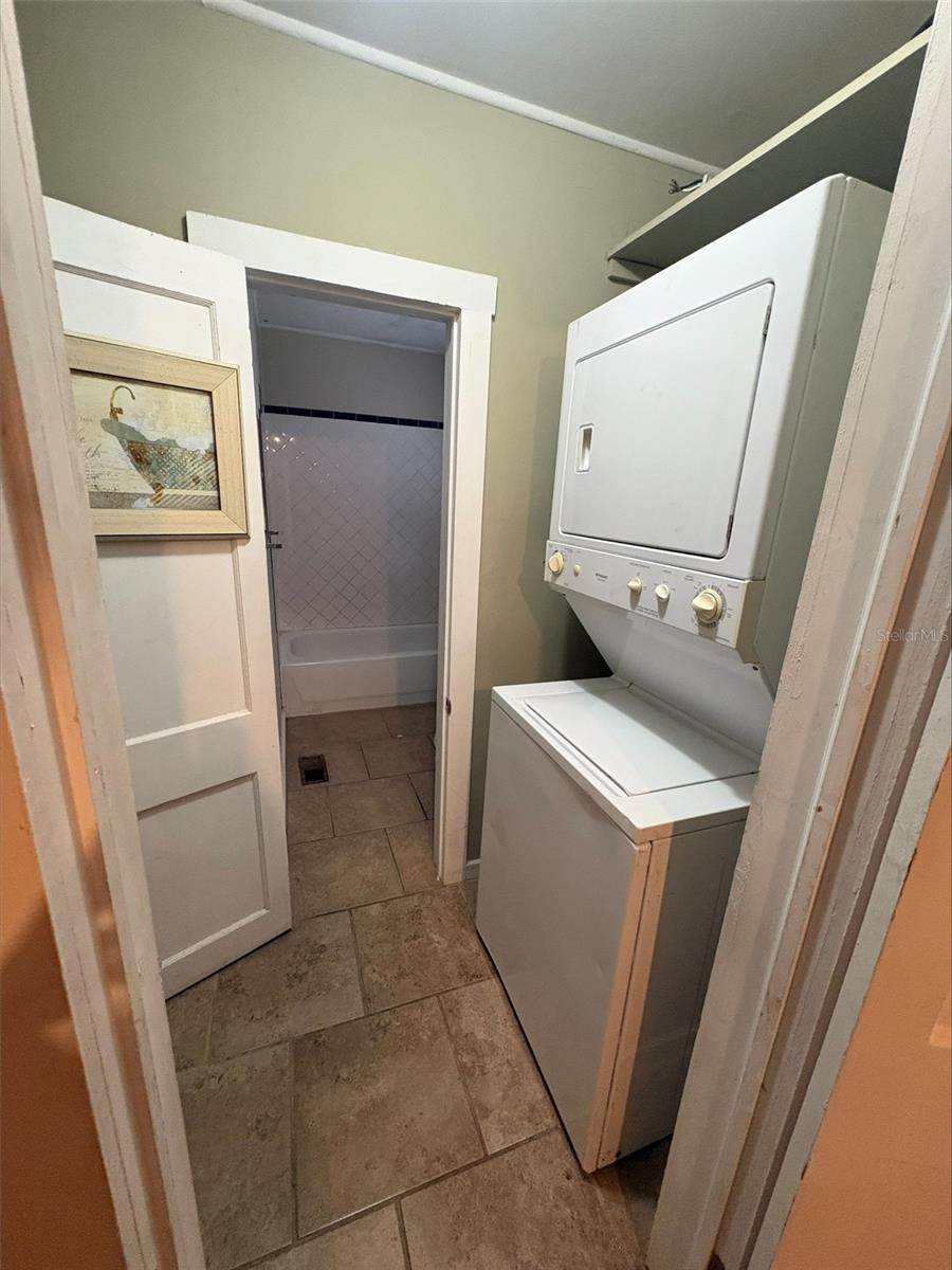 425 AVENUE B NE, WINTER HAVEN, FL, 33881