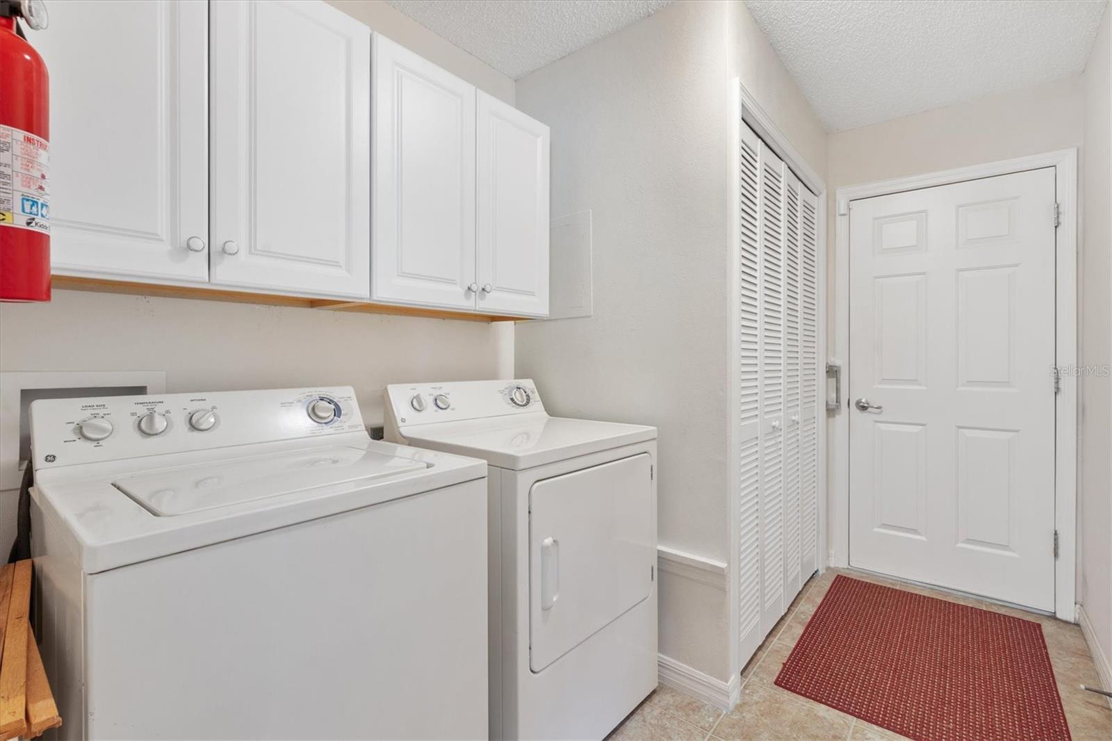 1982 SOMERSET AVE, THE VILLAGES, FL, 32162