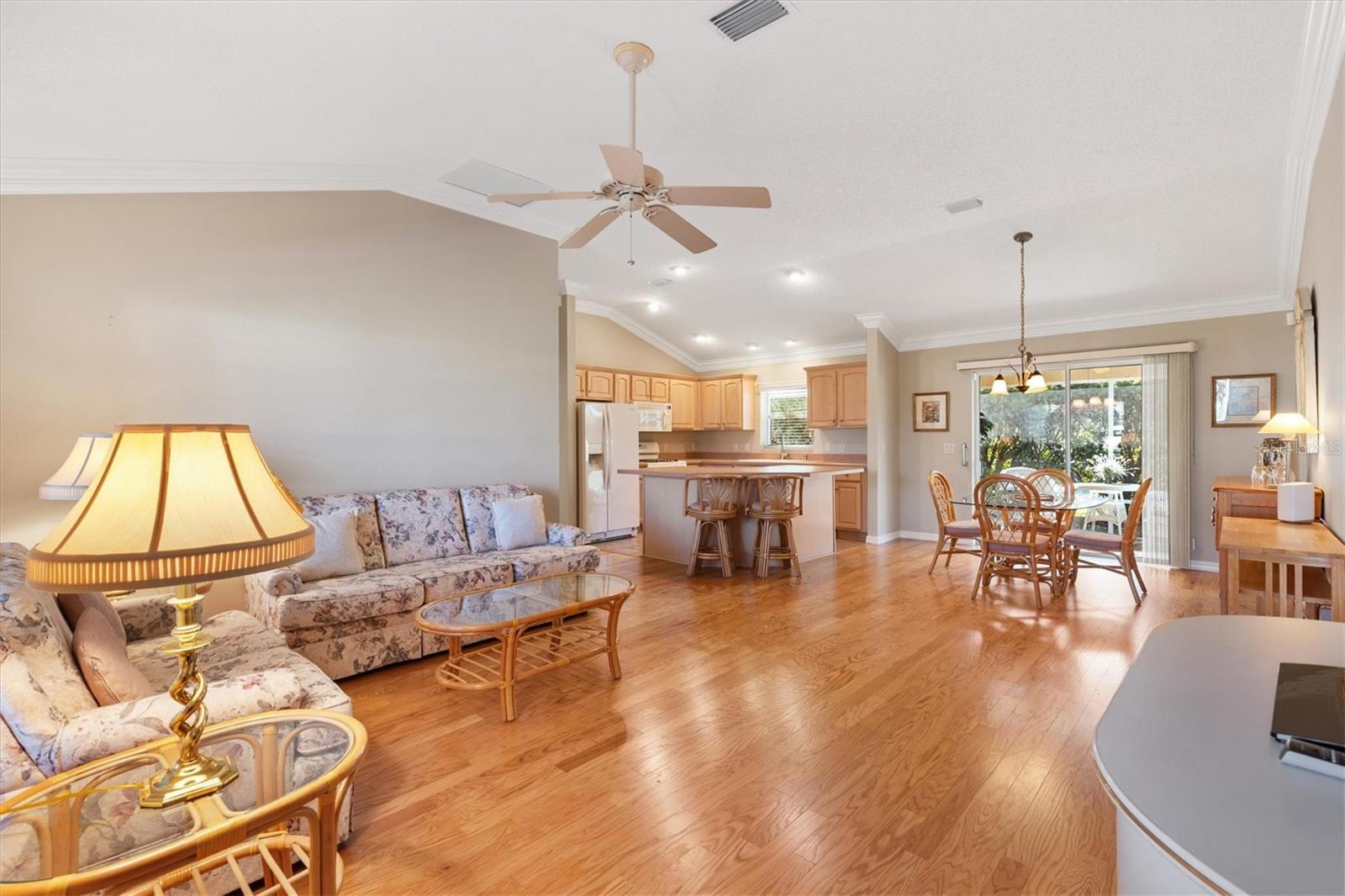 1982 SOMERSET AVE, THE VILLAGES, FL, 32162