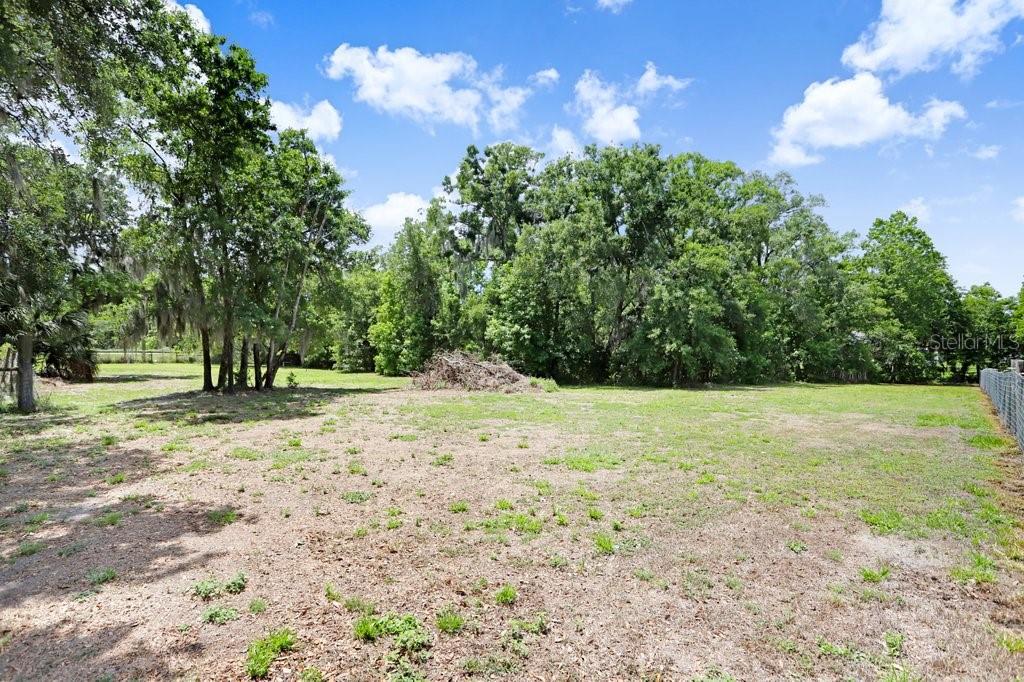 11727 LITHIA PINECREST RD, LITHIA, FL, 33547