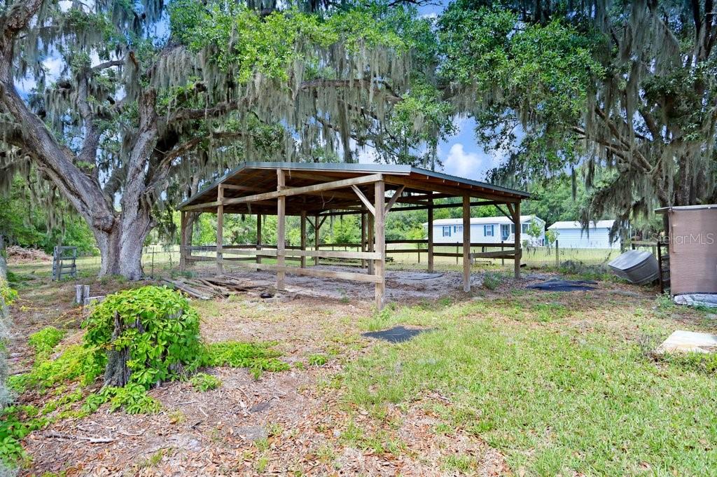 11727 LITHIA PINECREST RD, LITHIA, FL, 33547