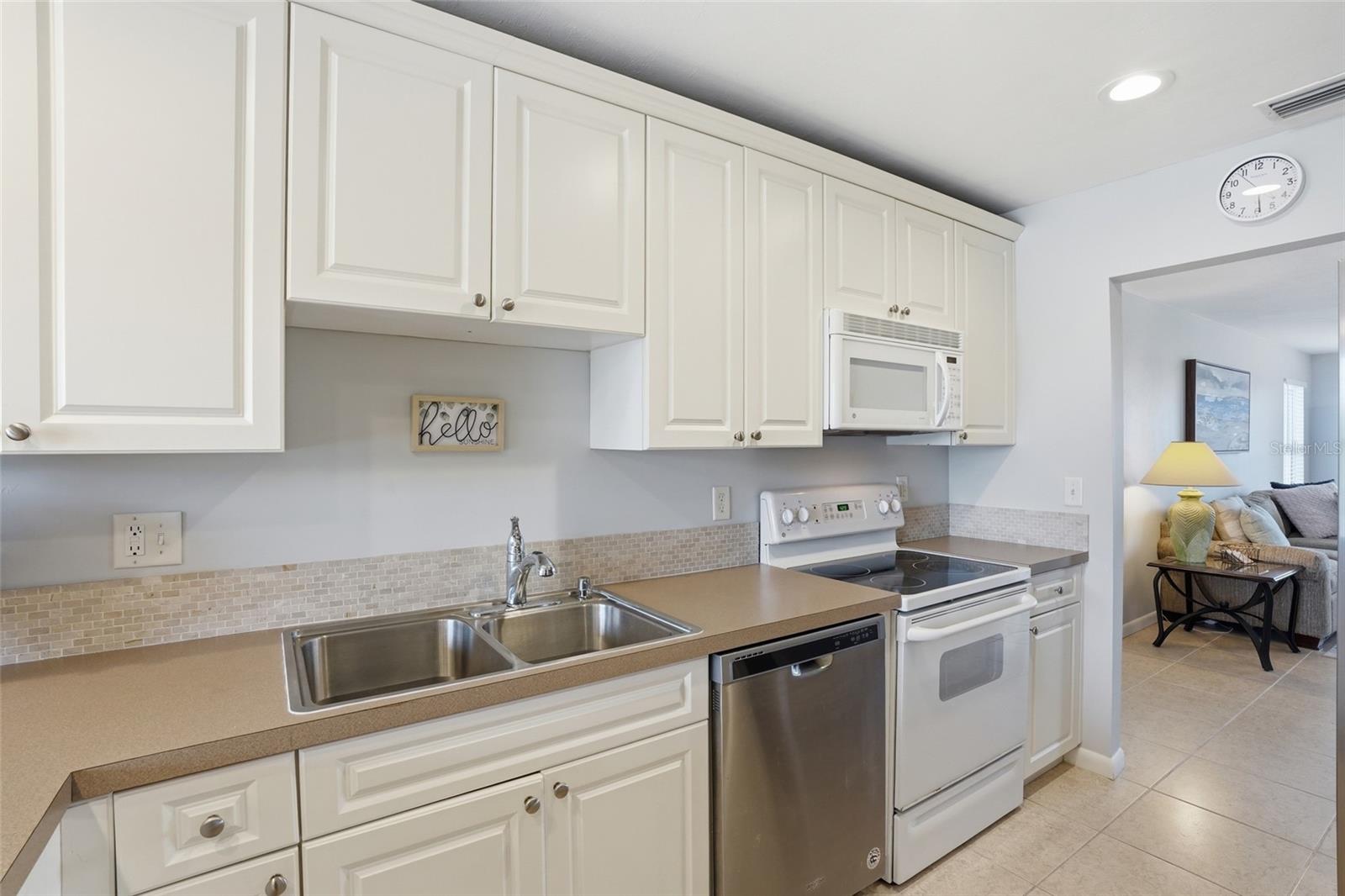 912 SE 46TH ST #201, CAPE CORAL, FL, 33904