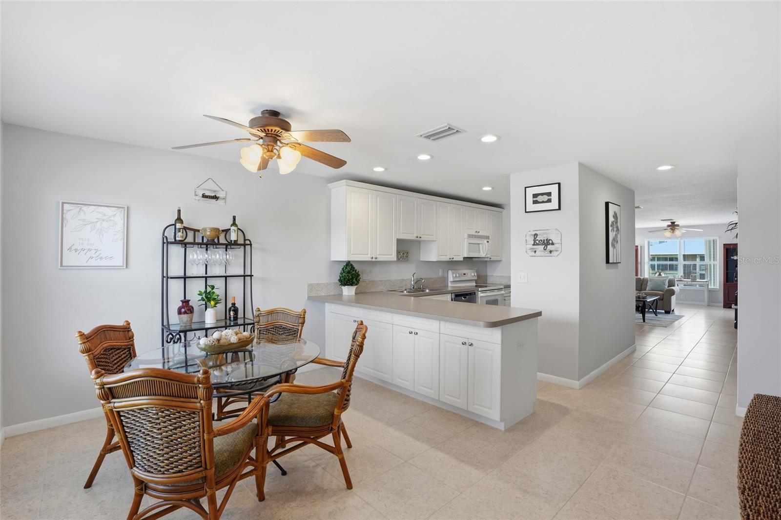 912 SE 46TH ST #201, CAPE CORAL, FL, 33904