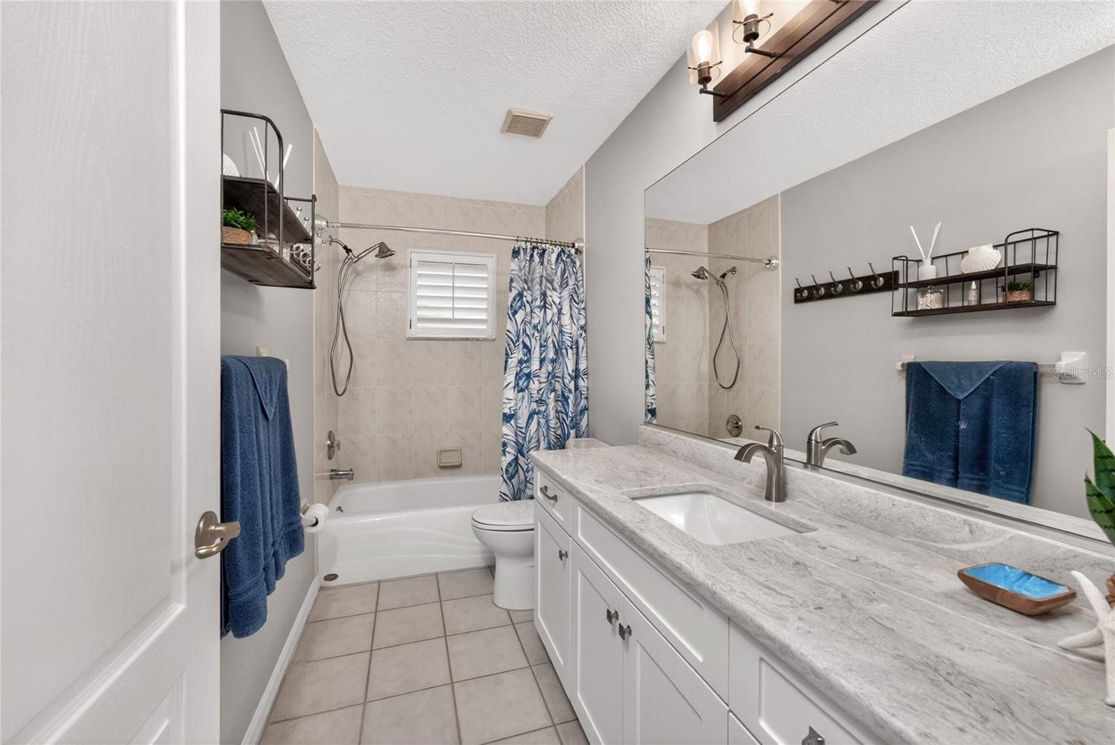 45 BUNKER RD, ROTONDA WEST, FL, 33947