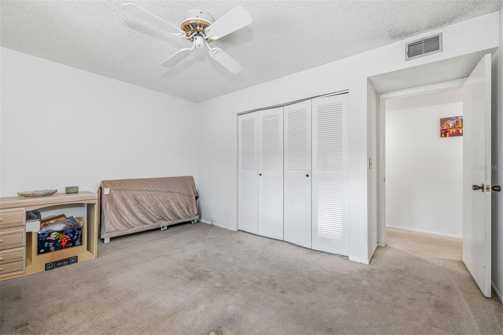 6015 LAKETREE LN #B, TEMPLE TERRACE, FL, 33617