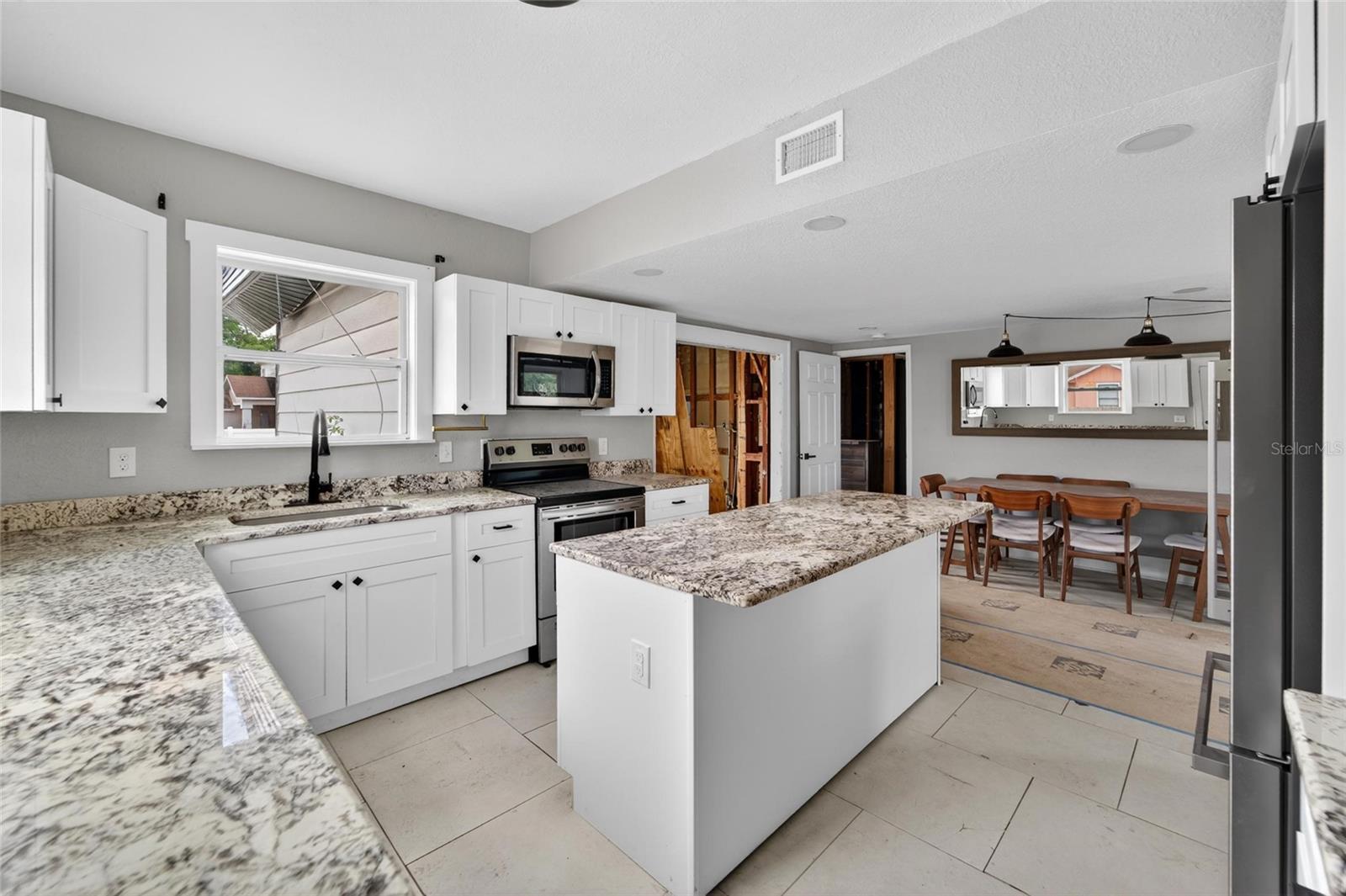 1900 16TH ST S, ST PETERSBURG, FL, 33705