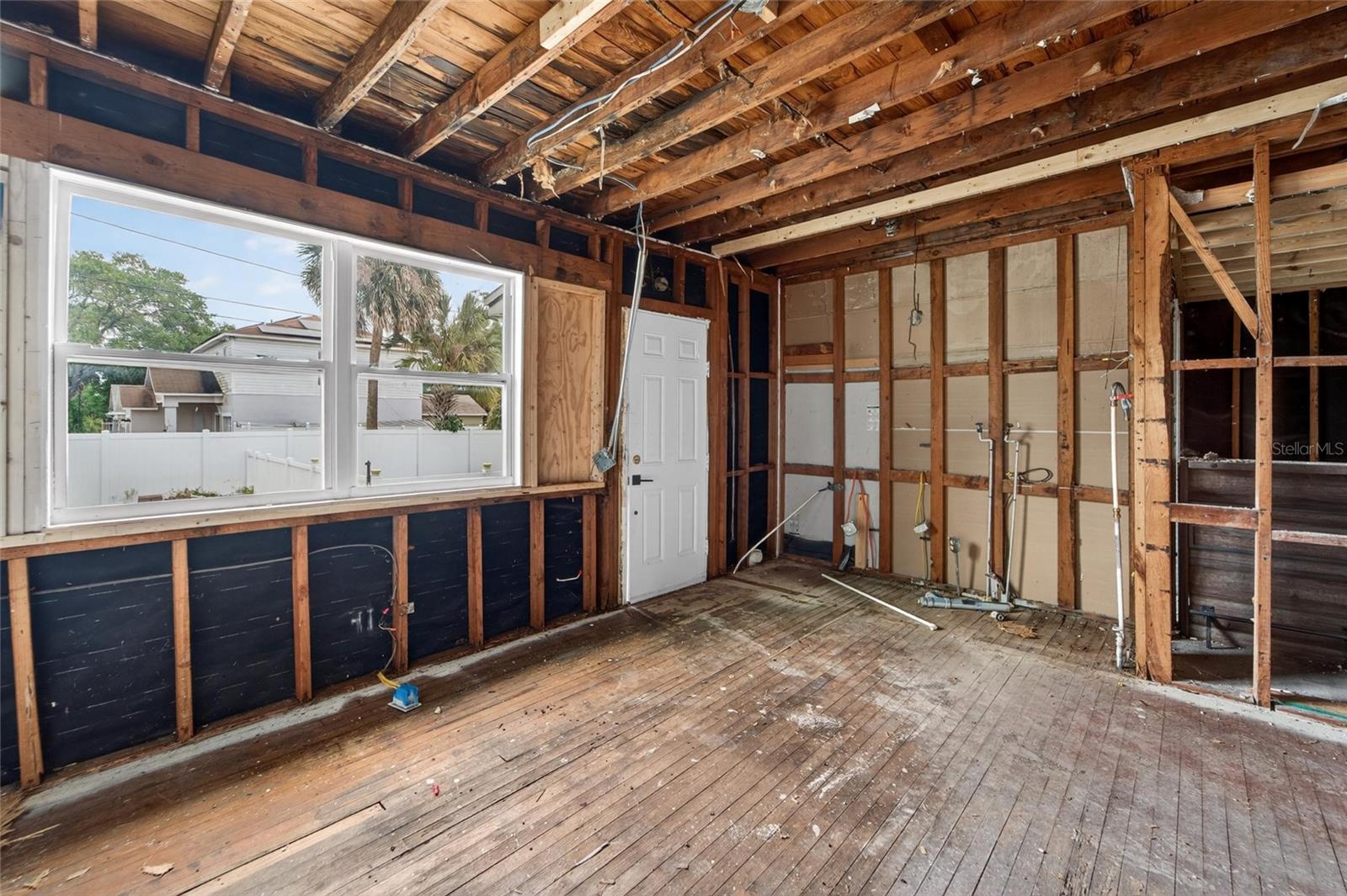 1900 16TH ST S, ST PETERSBURG, FL, 33705