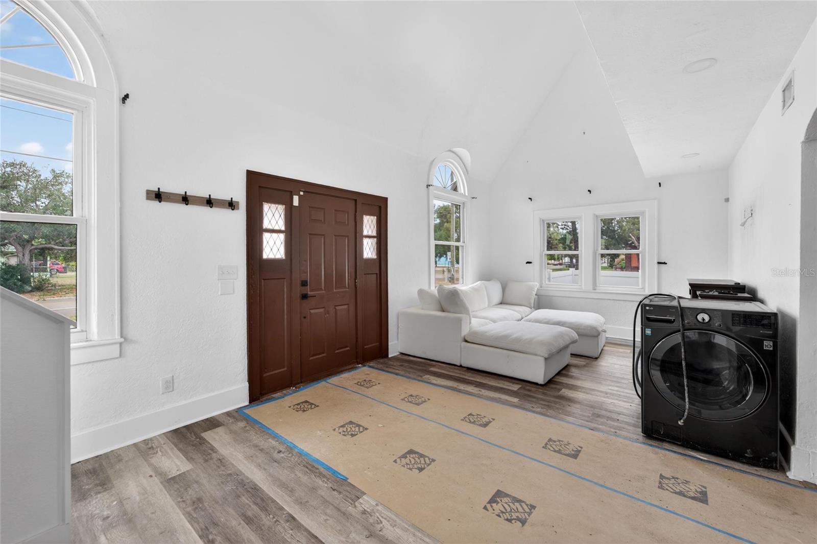 1900 16TH ST S, ST PETERSBURG, FL, 33705