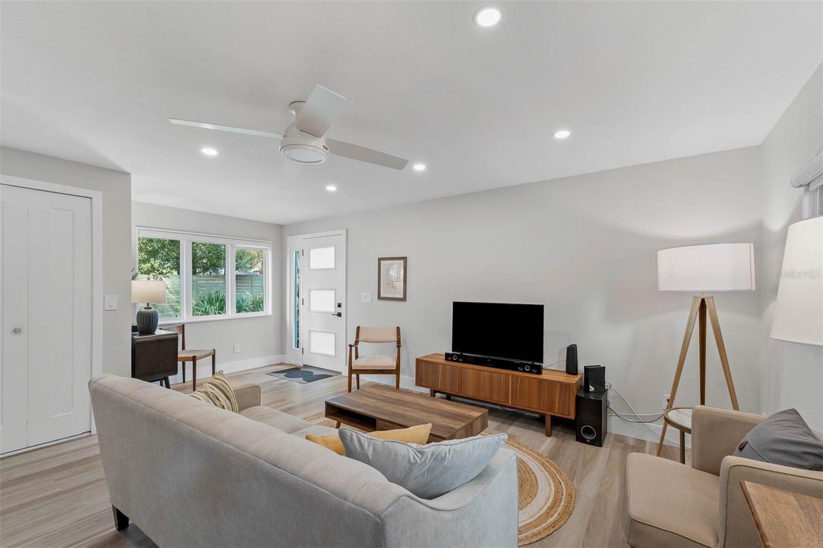 228 E HARDING #B ST, ORLANDO, FL, 32806