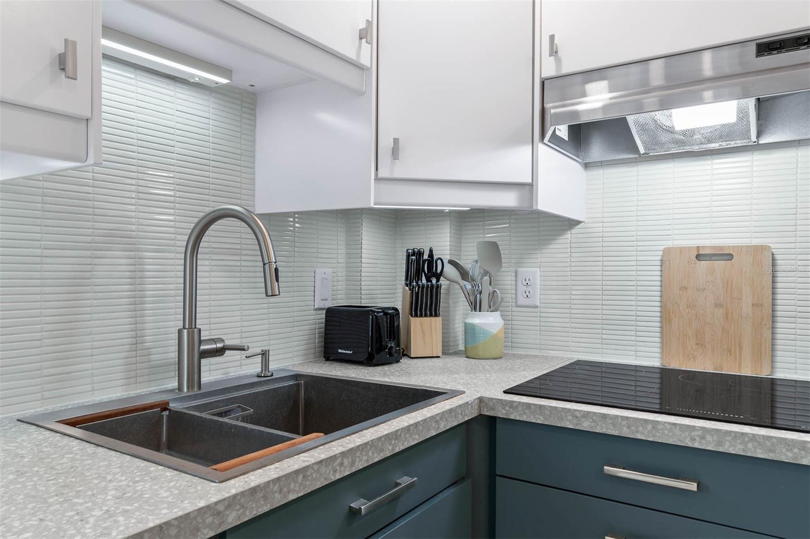 228 E HARDING #B ST, ORLANDO, FL, 32806