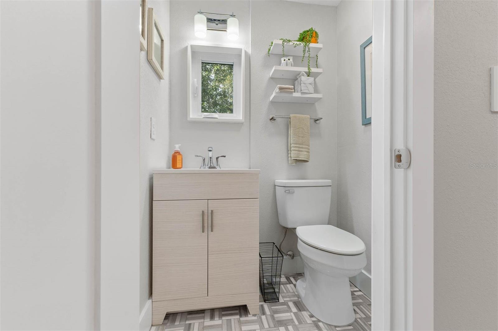 228 E HARDING #B ST, ORLANDO, FL, 32806