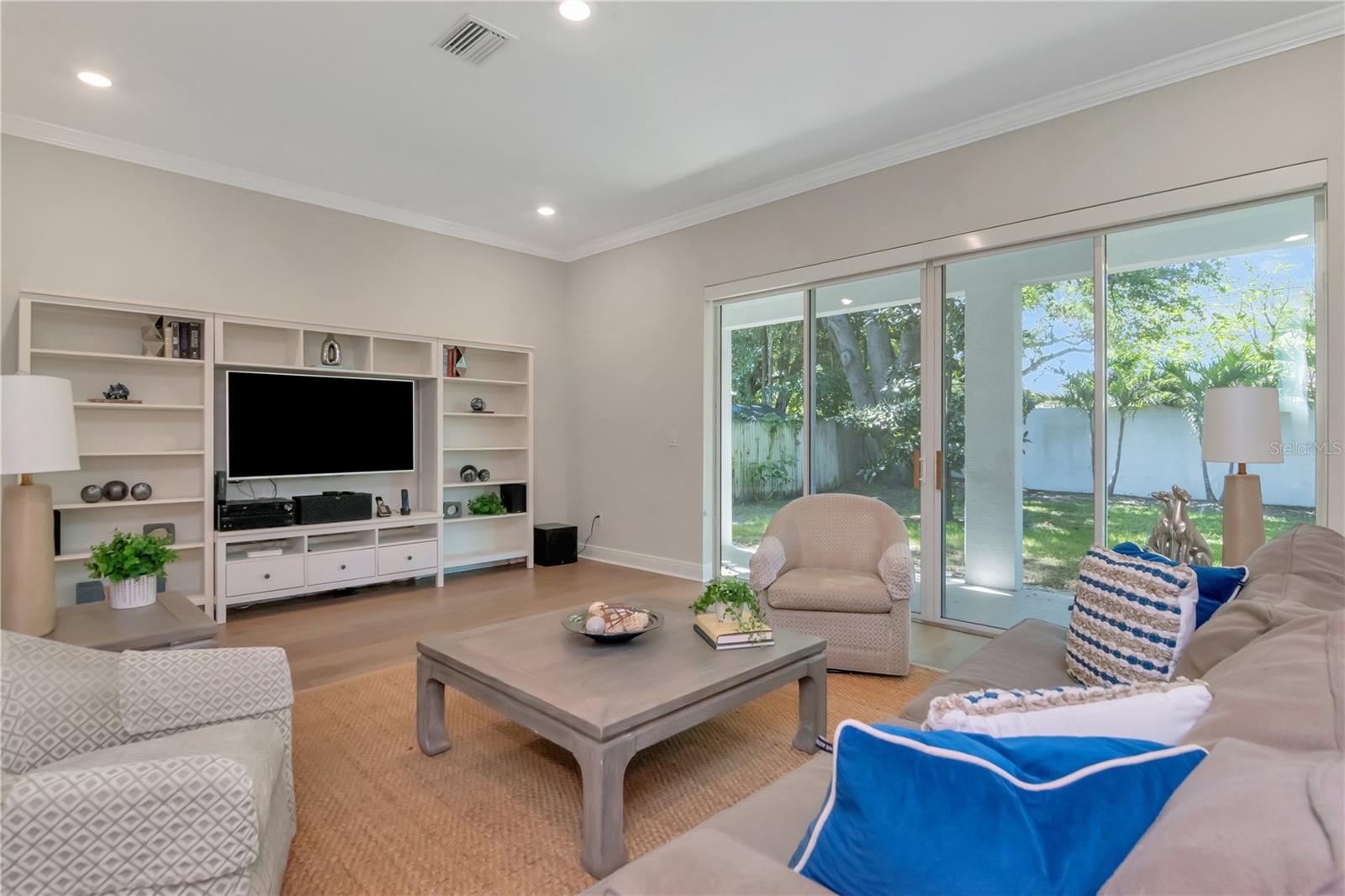 3408 W HAWTHORNE RD, TAMPA, FL, 33611