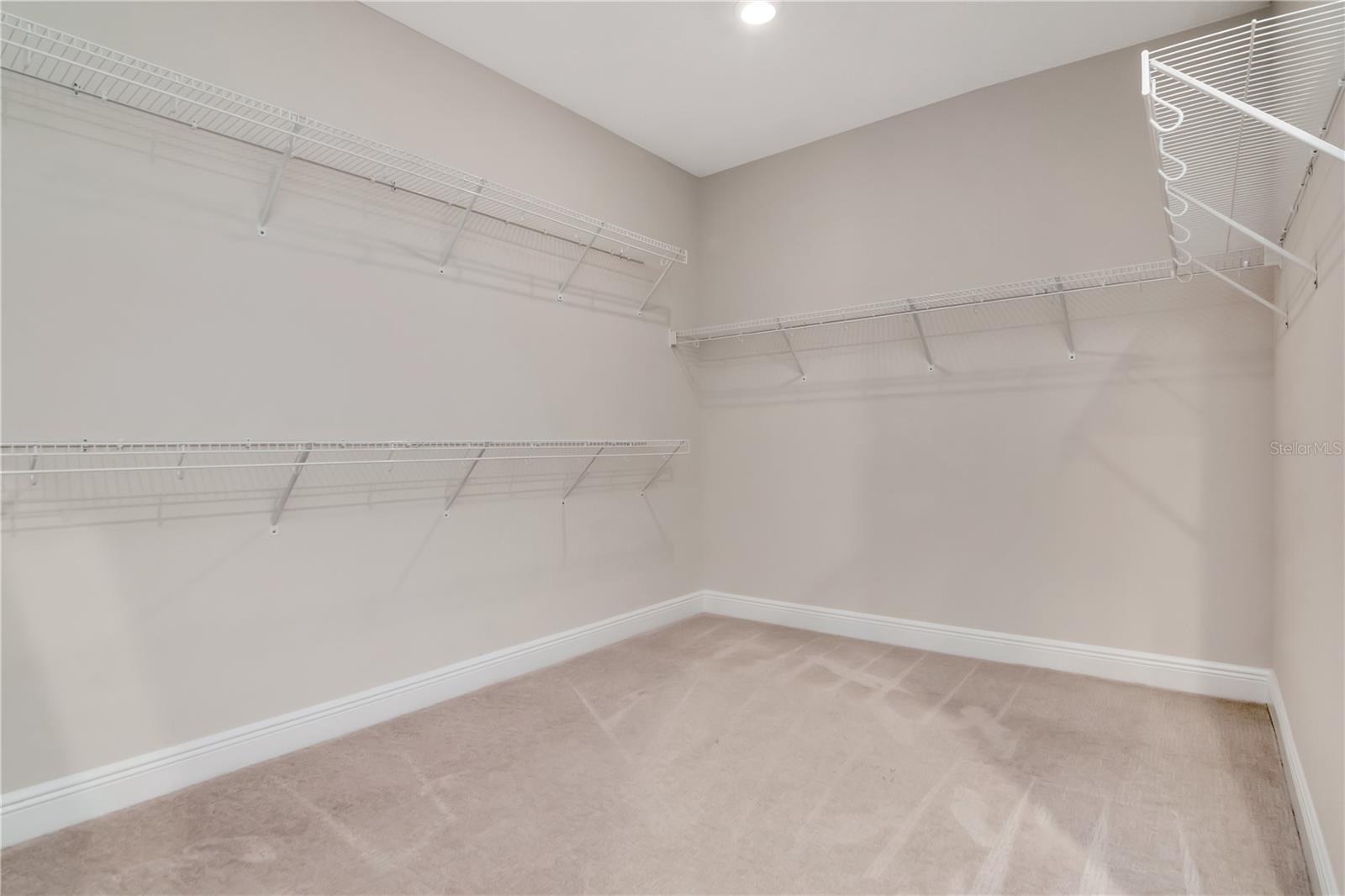 3408 W HAWTHORNE RD, TAMPA, FL, 33611