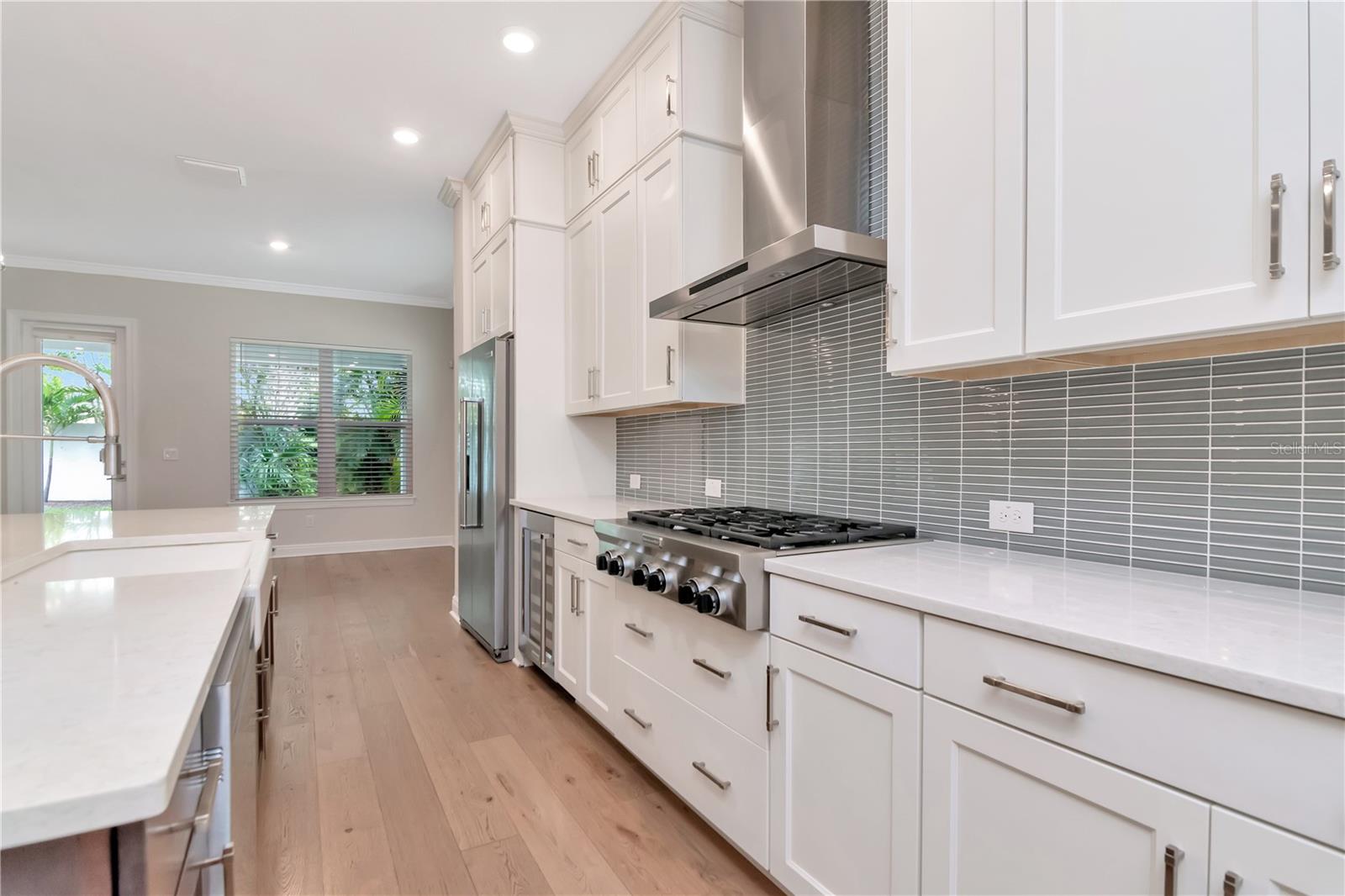 3408 W HAWTHORNE RD, TAMPA, FL, 33611