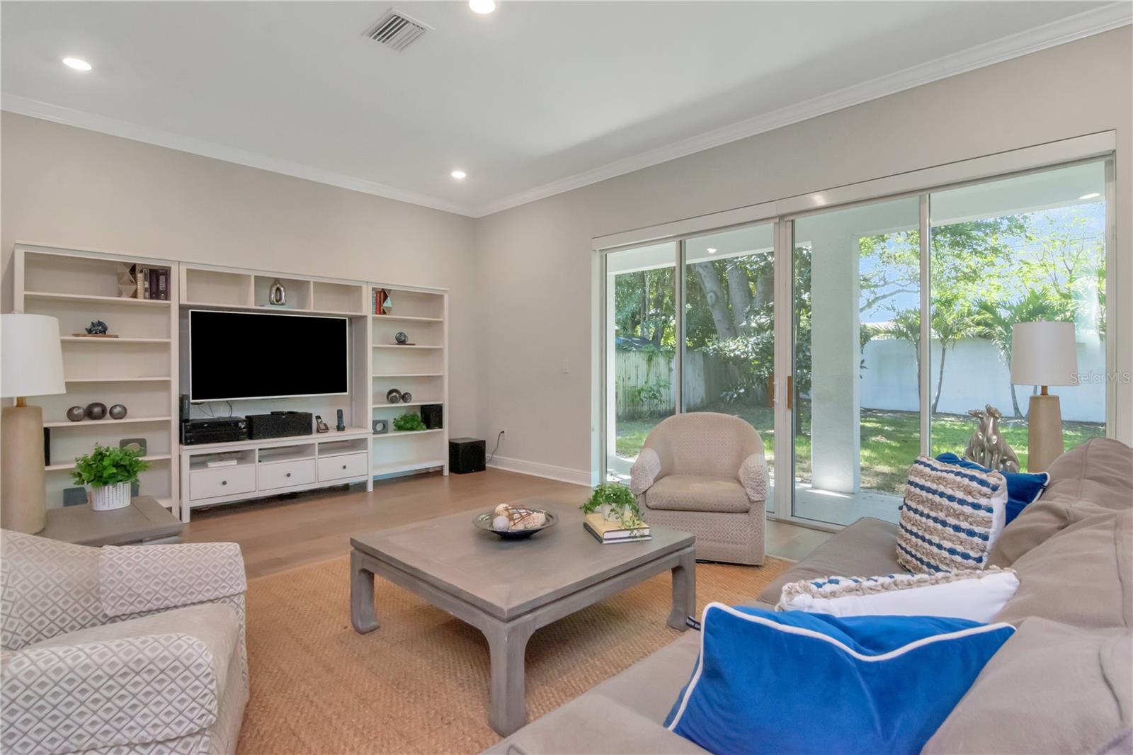 3408 W HAWTHORNE RD, TAMPA, FL, 33611