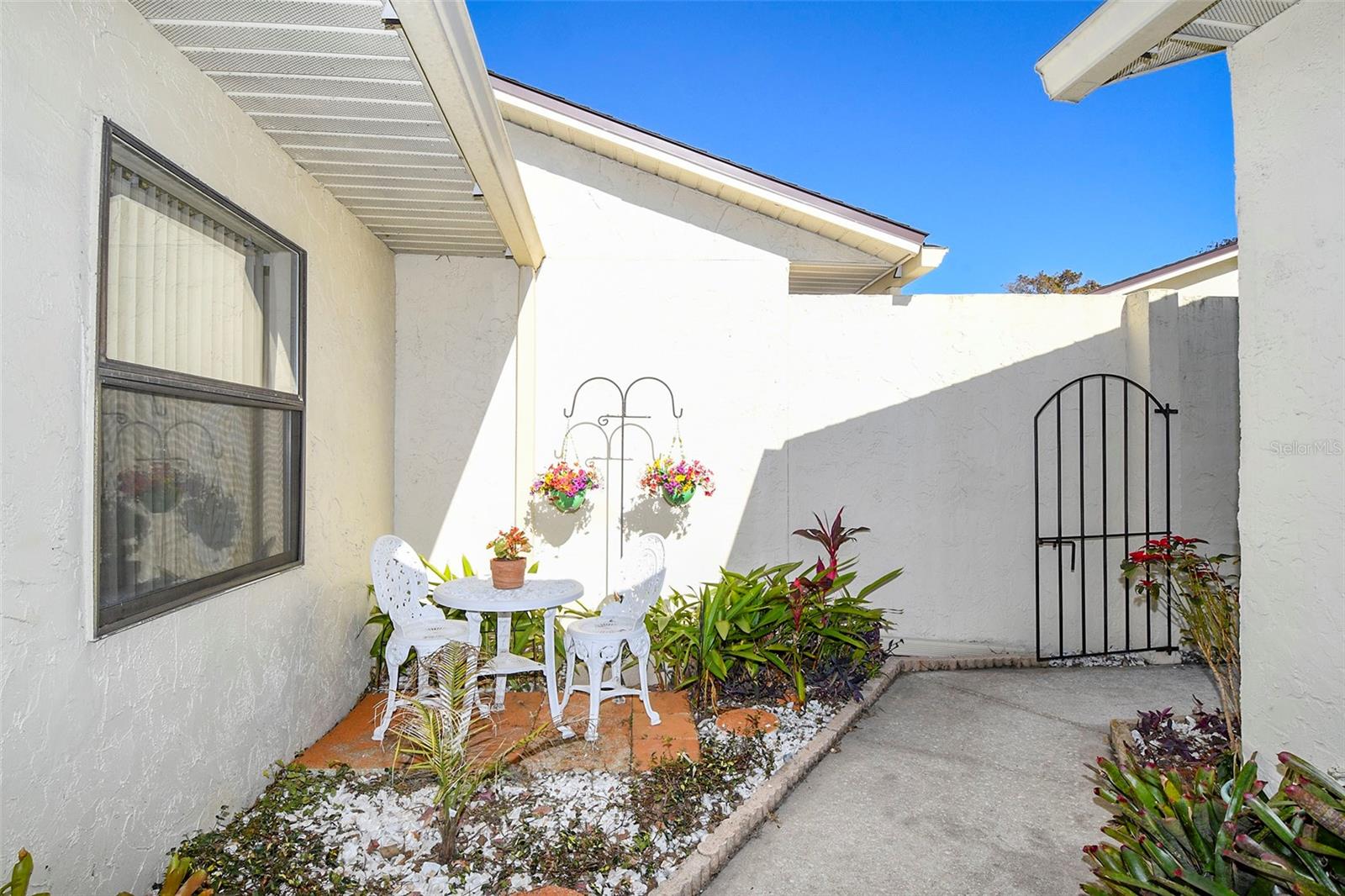 2225 CYPRESS CT #2C, TAVARES, FL, 32778