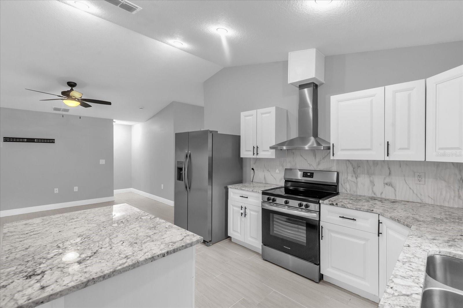 319 AVENUE A NE, WINTER HAVEN, FL, 33881