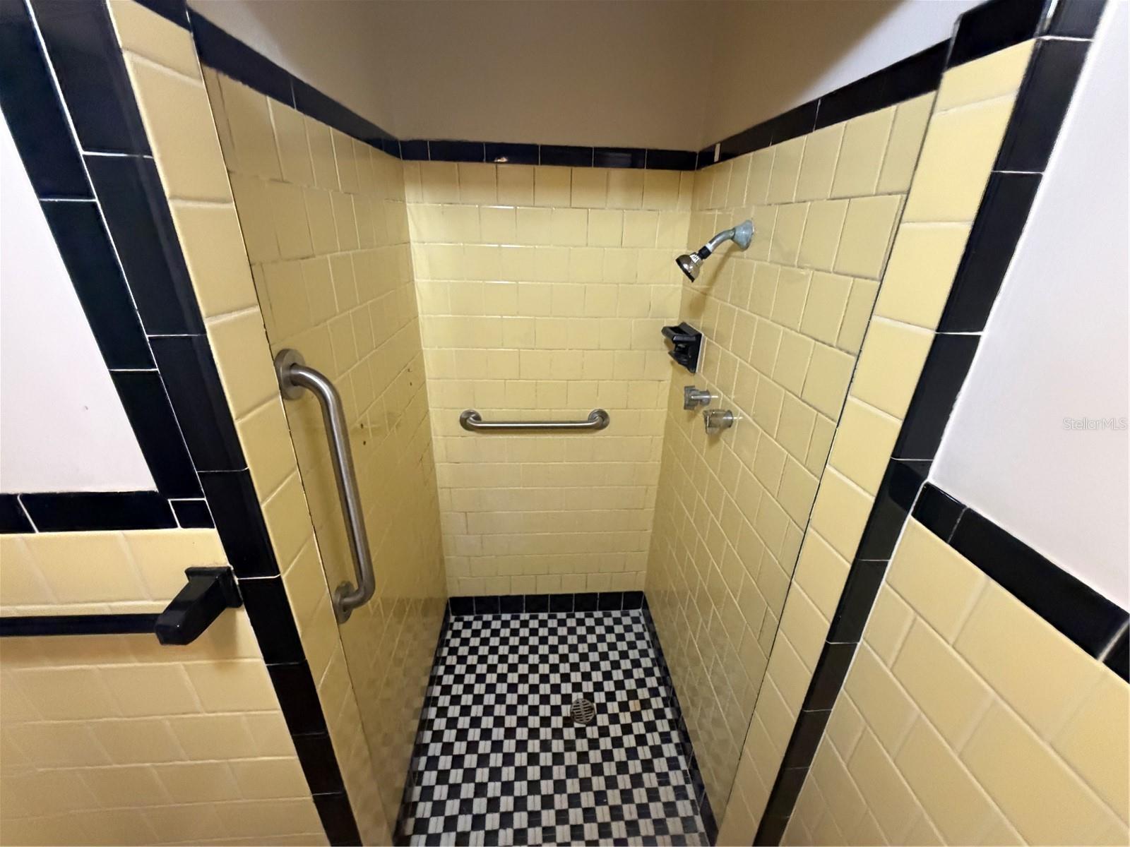 705 33RD STREET CT W #A, BRADENTON, FL, 34205