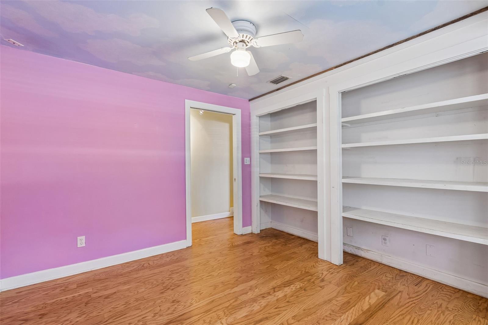 608 KRAZY LN, LUTZ, FL, 33548