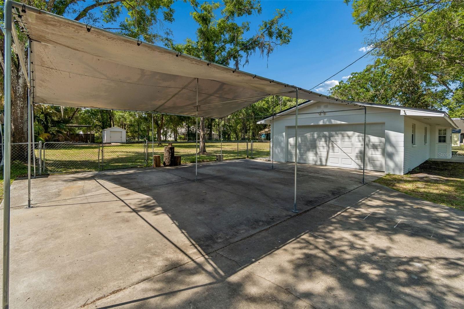 608 KRAZY LN, LUTZ, FL, 33548
