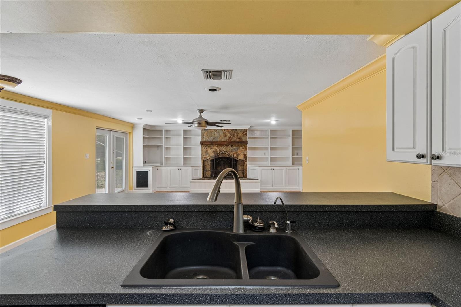 608 KRAZY LN, LUTZ, FL, 33548