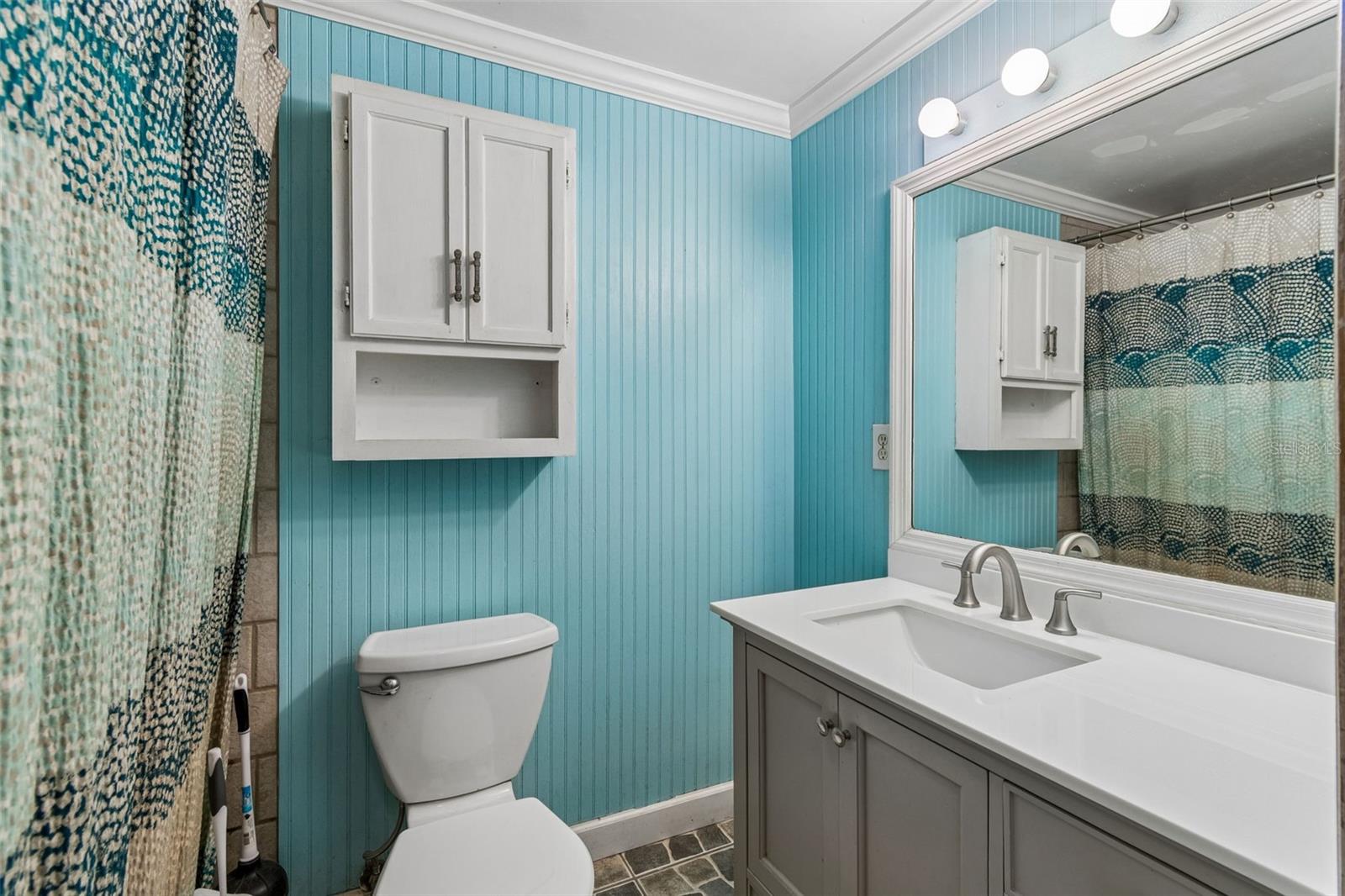 608 KRAZY LN, LUTZ, FL, 33548