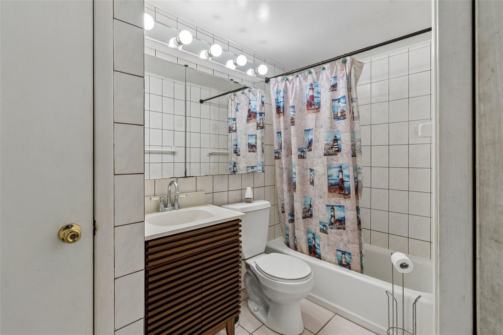 608 KRAZY LN, LUTZ, FL, 33548