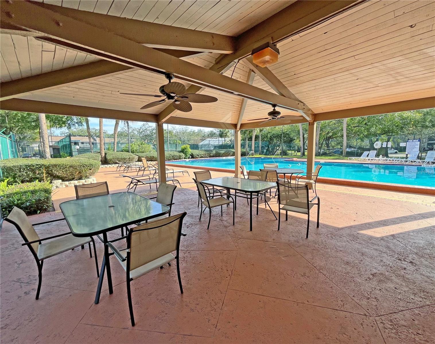 4207 WINDING MOSS TRL #208, TAMPA, FL, 33613