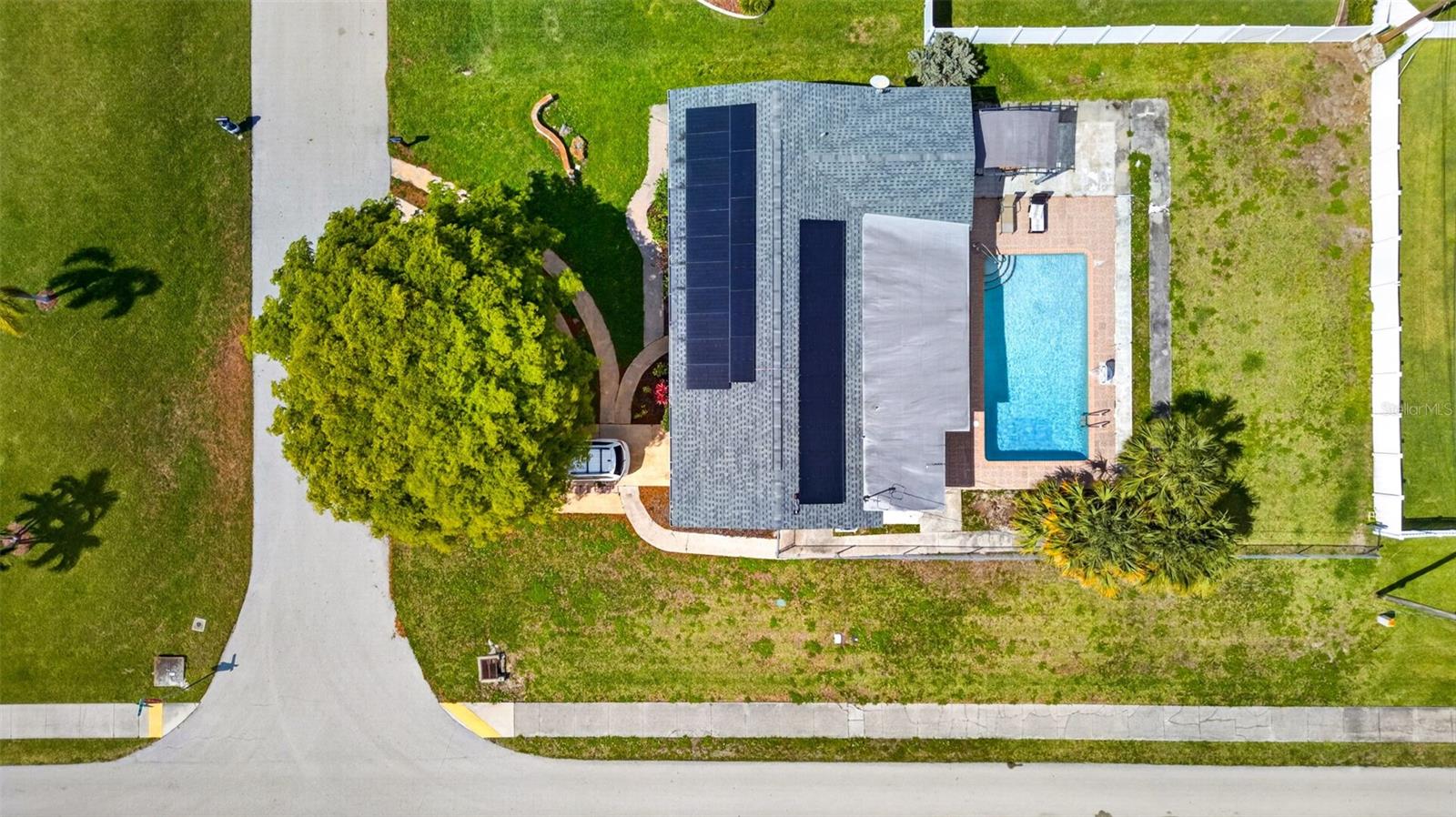 4547 SE 11TH AVE, CAPE CORAL, FL, 33904