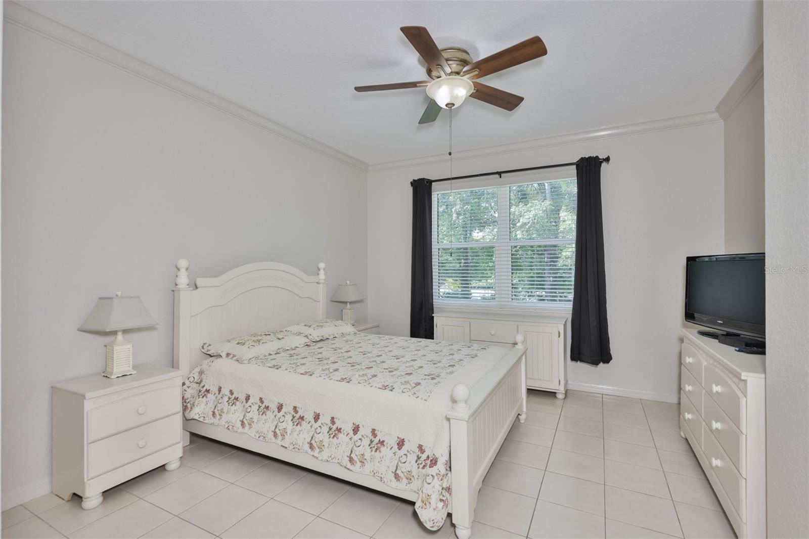 2082 SIFIELD GREENS WAY #3, SUN CITY CENTER, FL, 33573