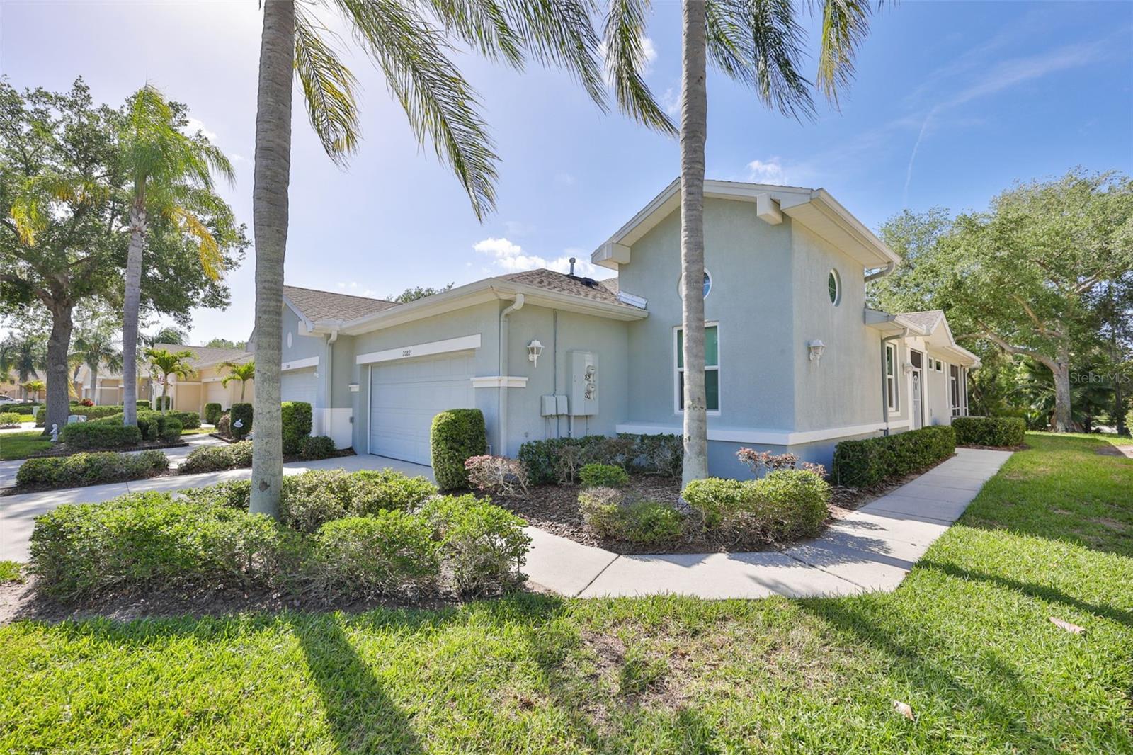 2082 SIFIELD GREENS WAY #3, SUN CITY CENTER, FL, 33573