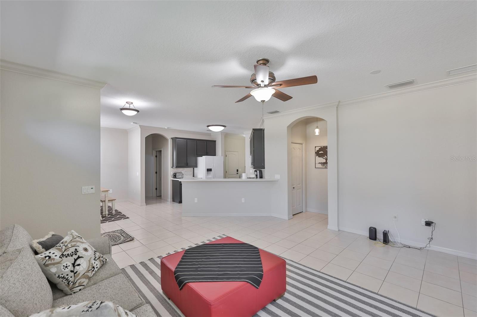 2082 SIFIELD GREENS WAY #3, SUN CITY CENTER, FL, 33573