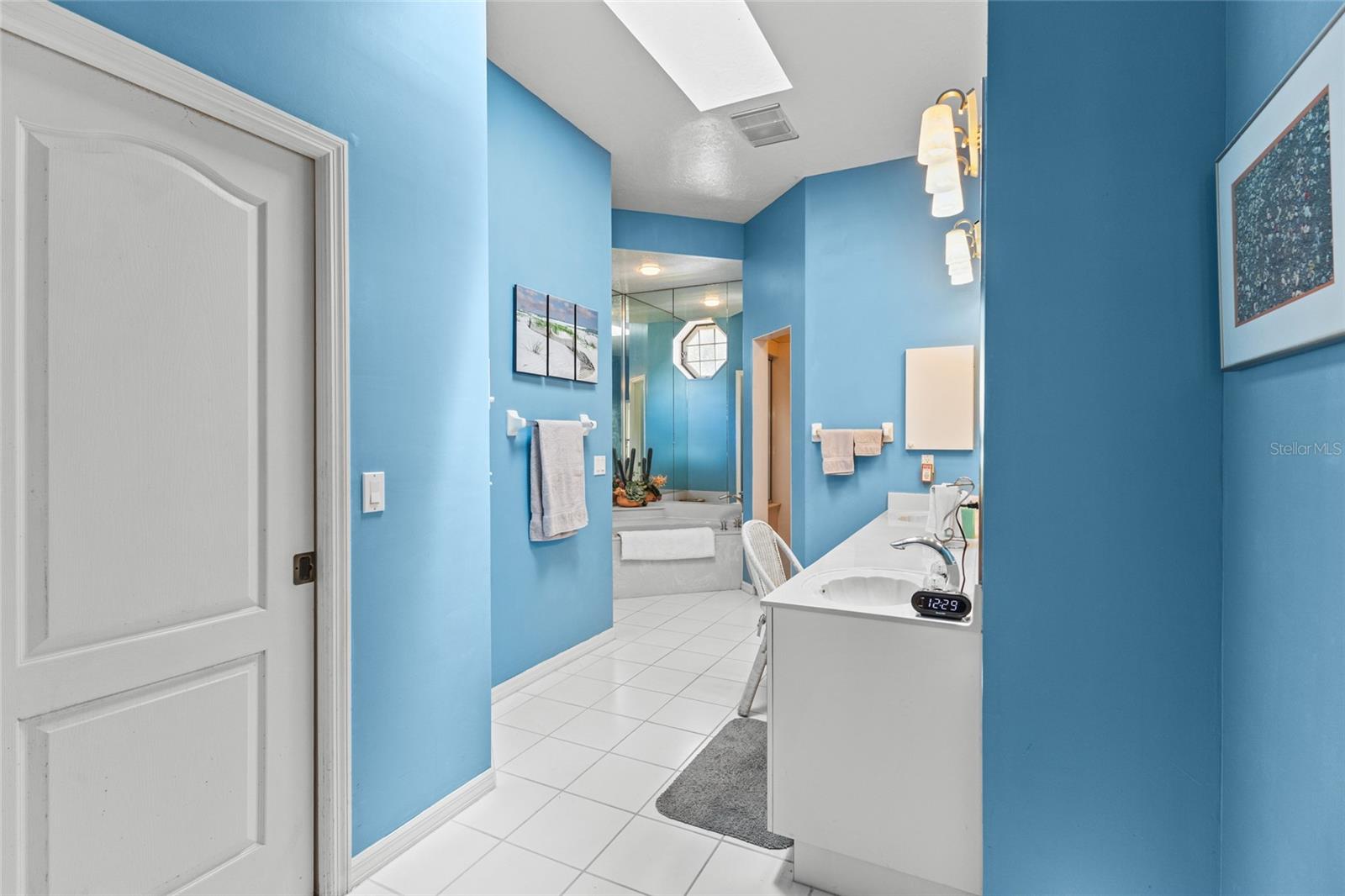 832 CARNOUSTIE DR, VENICE, FL, 34293