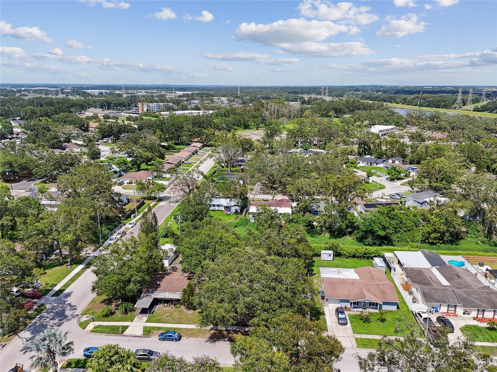 3679 SUGARCREEK DR, TAMPA, FL, 33619