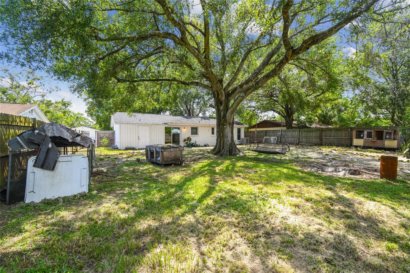3679 SUGARCREEK DR, TAMPA, FL, 33619