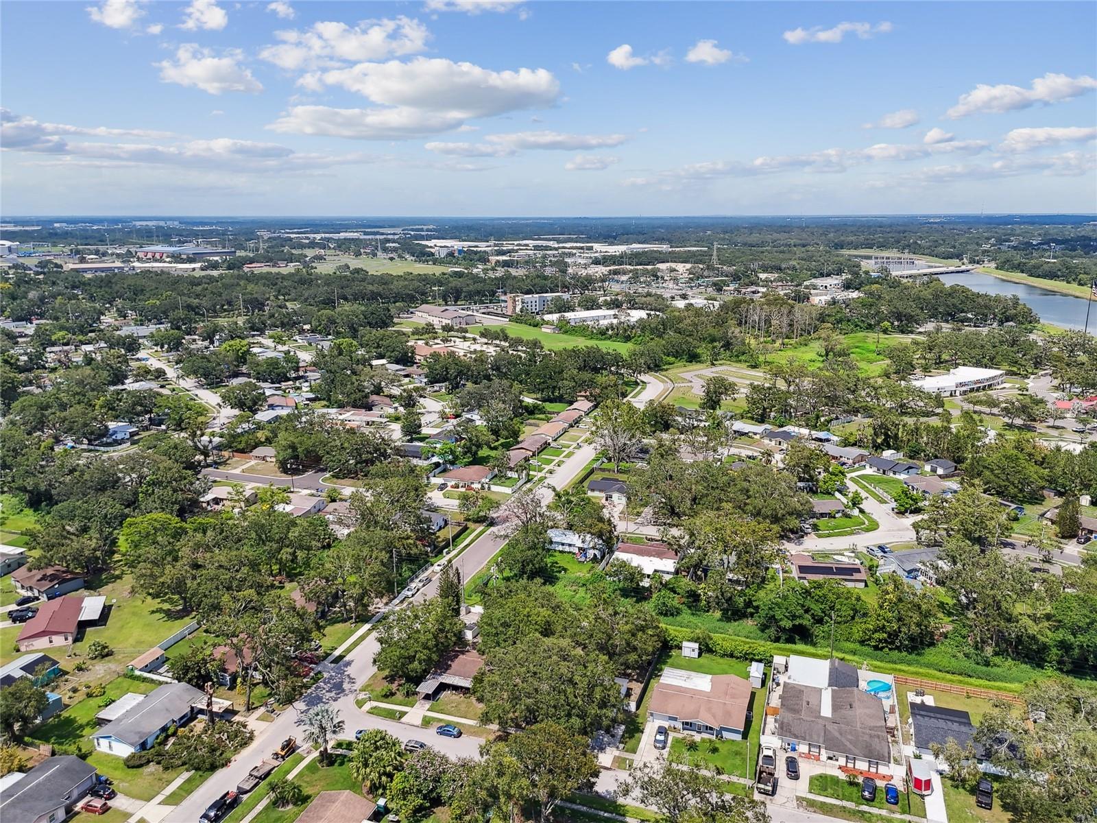 3679 SUGARCREEK DR, TAMPA, FL, 33619