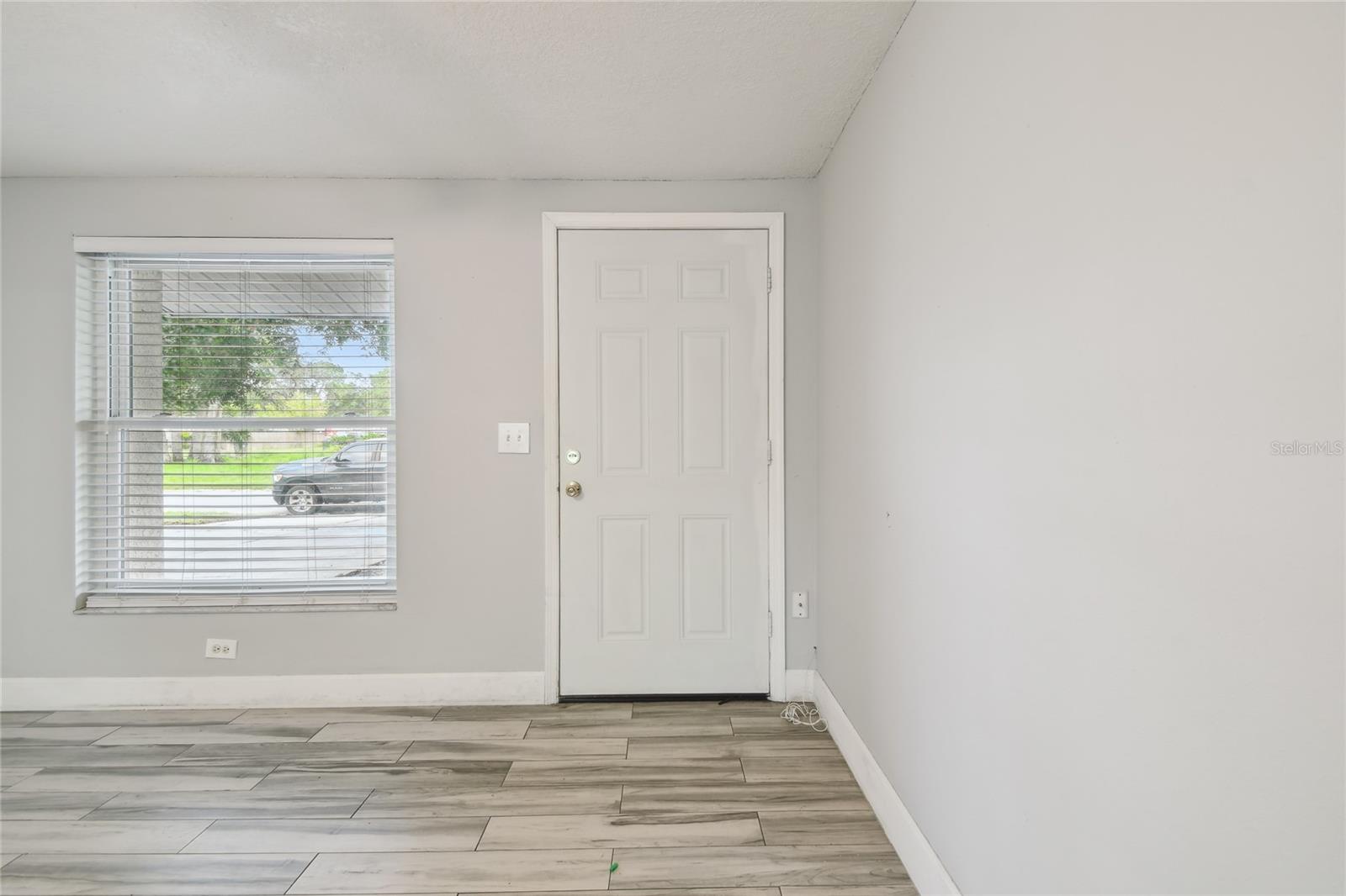 3679 SUGARCREEK DR, TAMPA, FL, 33619