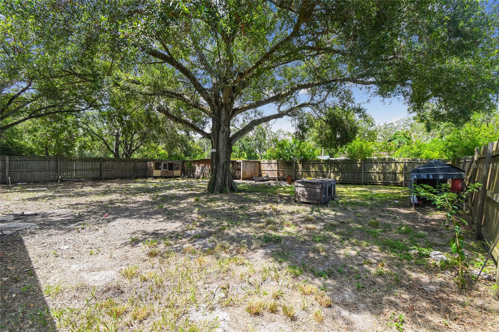 3679 SUGARCREEK DR, TAMPA, FL, 33619