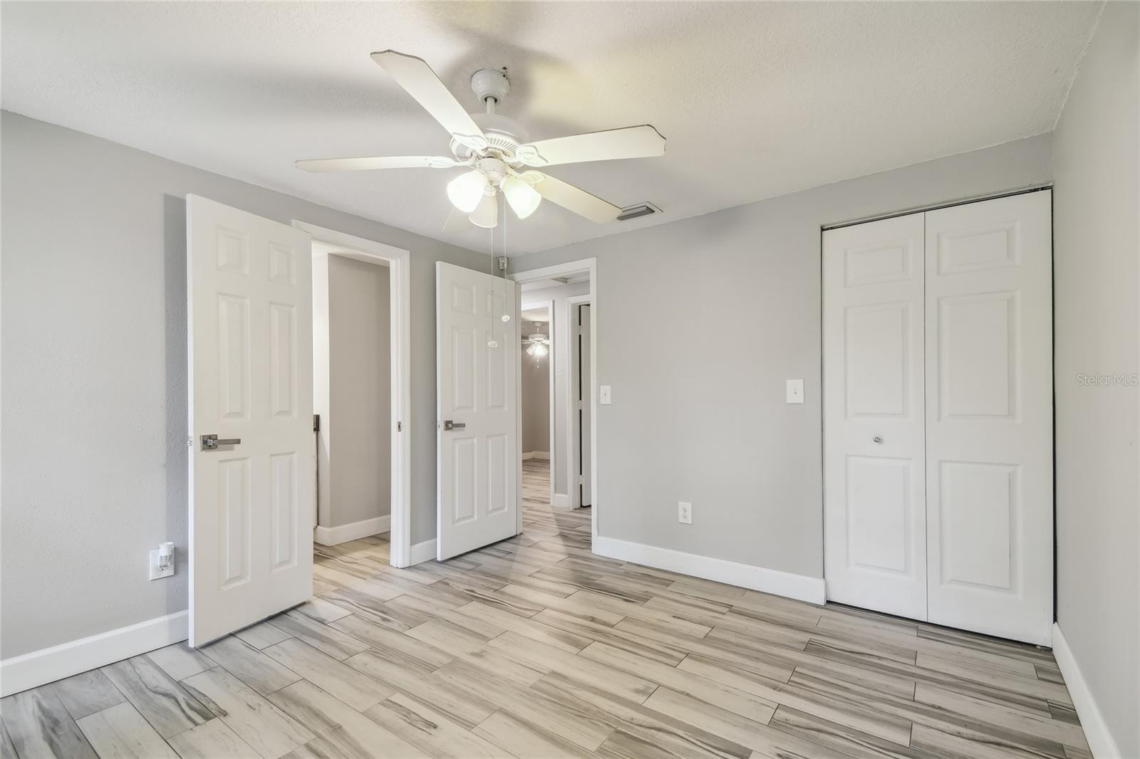 3679 SUGARCREEK DR, TAMPA, FL, 33619