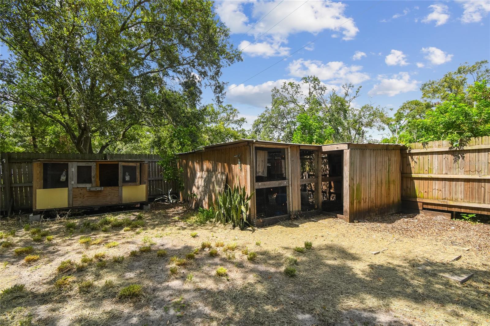 3679 SUGARCREEK DR, TAMPA, FL, 33619