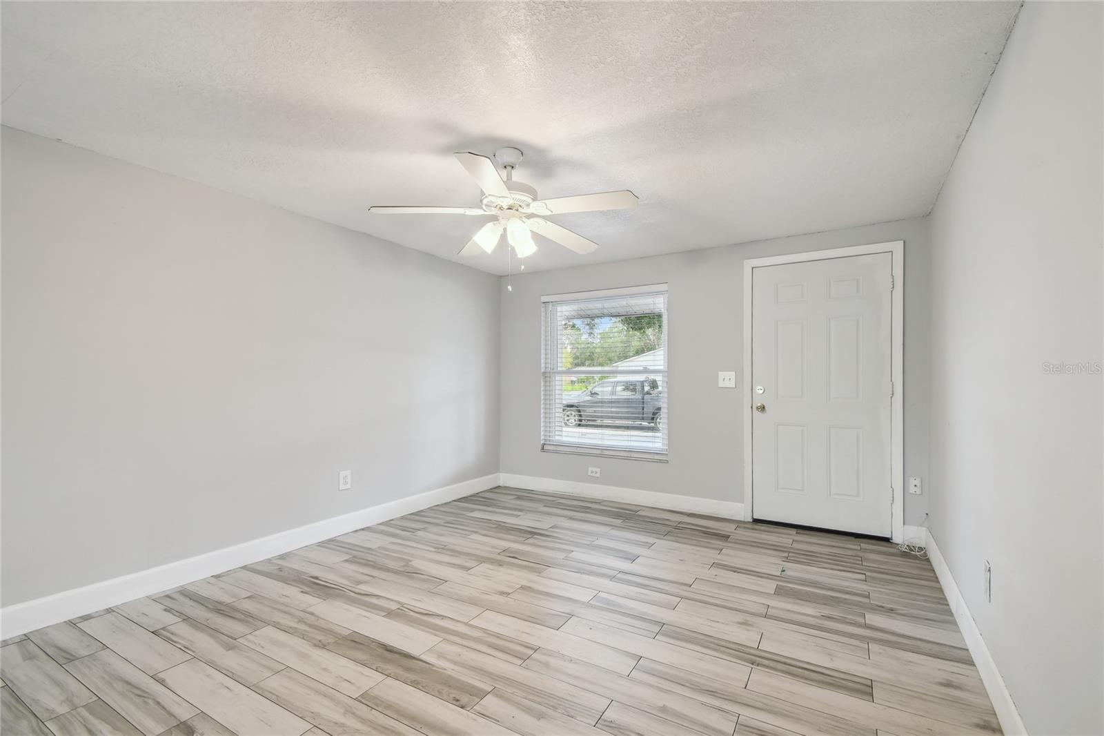3679 SUGARCREEK DR, TAMPA, FL, 33619