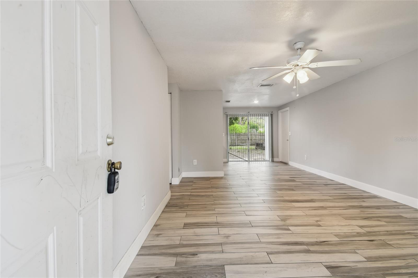 3679 SUGARCREEK DR, TAMPA, FL, 33619