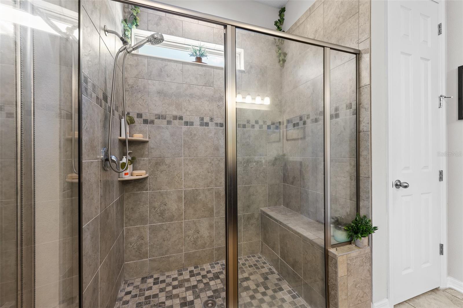 4501 ROLLING GREEN DR, WESLEY CHAPEL, FL, 33543