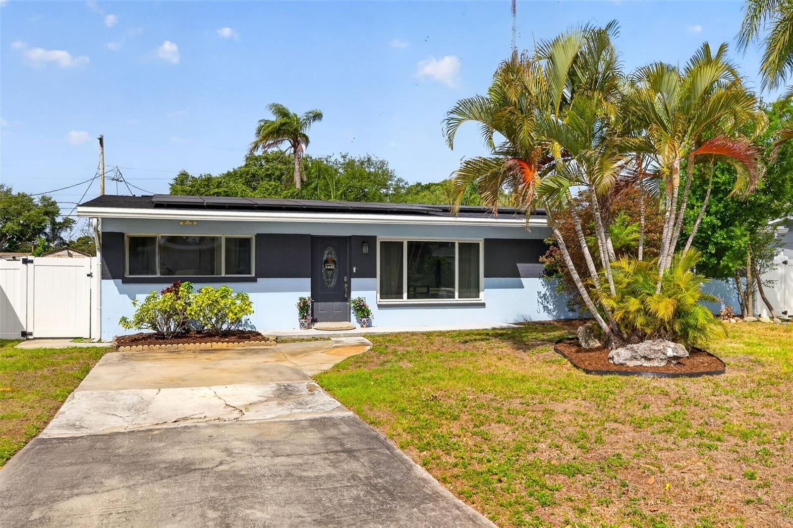 8220 QUAIL RD, SEMINOLE, FL, 33777