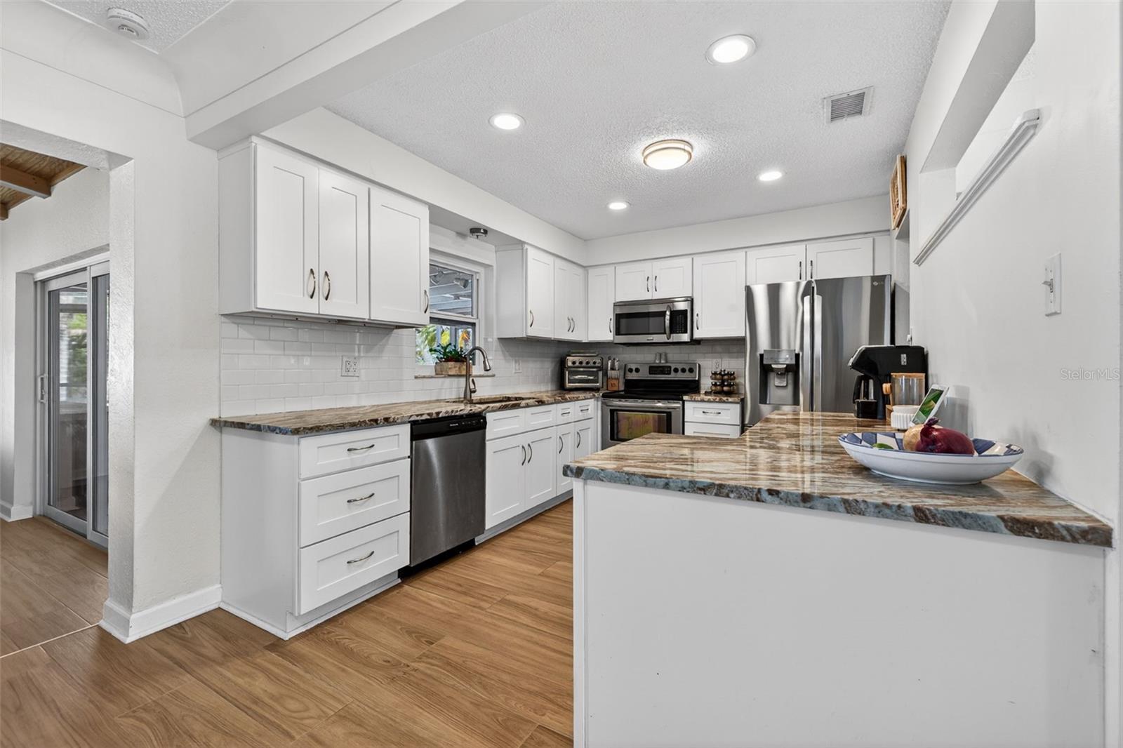 8220 QUAIL RD, SEMINOLE, FL, 33777